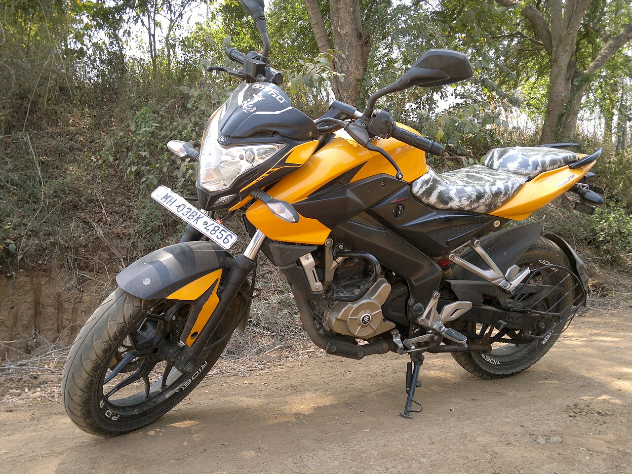 Bajaj NS200 UG2